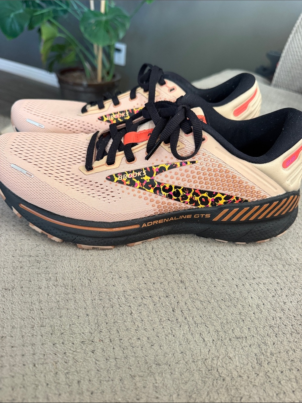 Brooks Adrenaline GTS Women's Running Shoes - Blush Peach with Black Accents